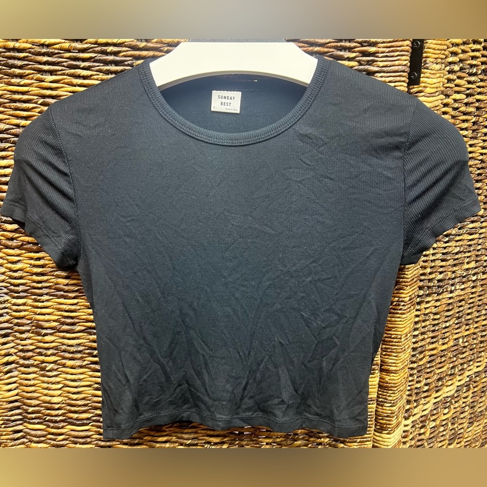 Sunday Best - Black‎ Women's Crop Top, Small